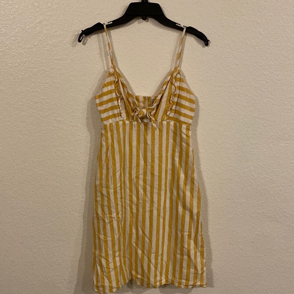 CAD, Size M